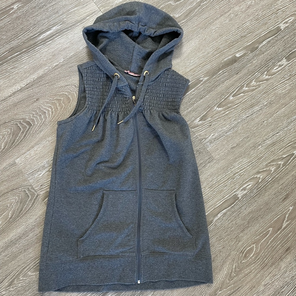 Juicy Couture grey vest medium cute!